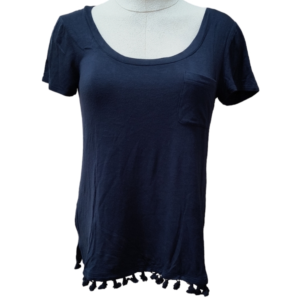 White House Black Market Navy Blue Short Sleeve Fringe Bottom T-shirt Si…